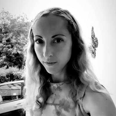 Clare Saxon Ghauri